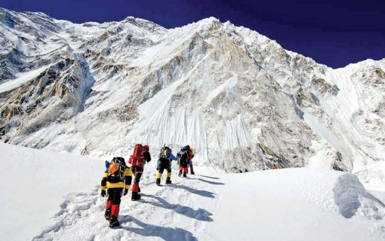 हिमाल आराेहण